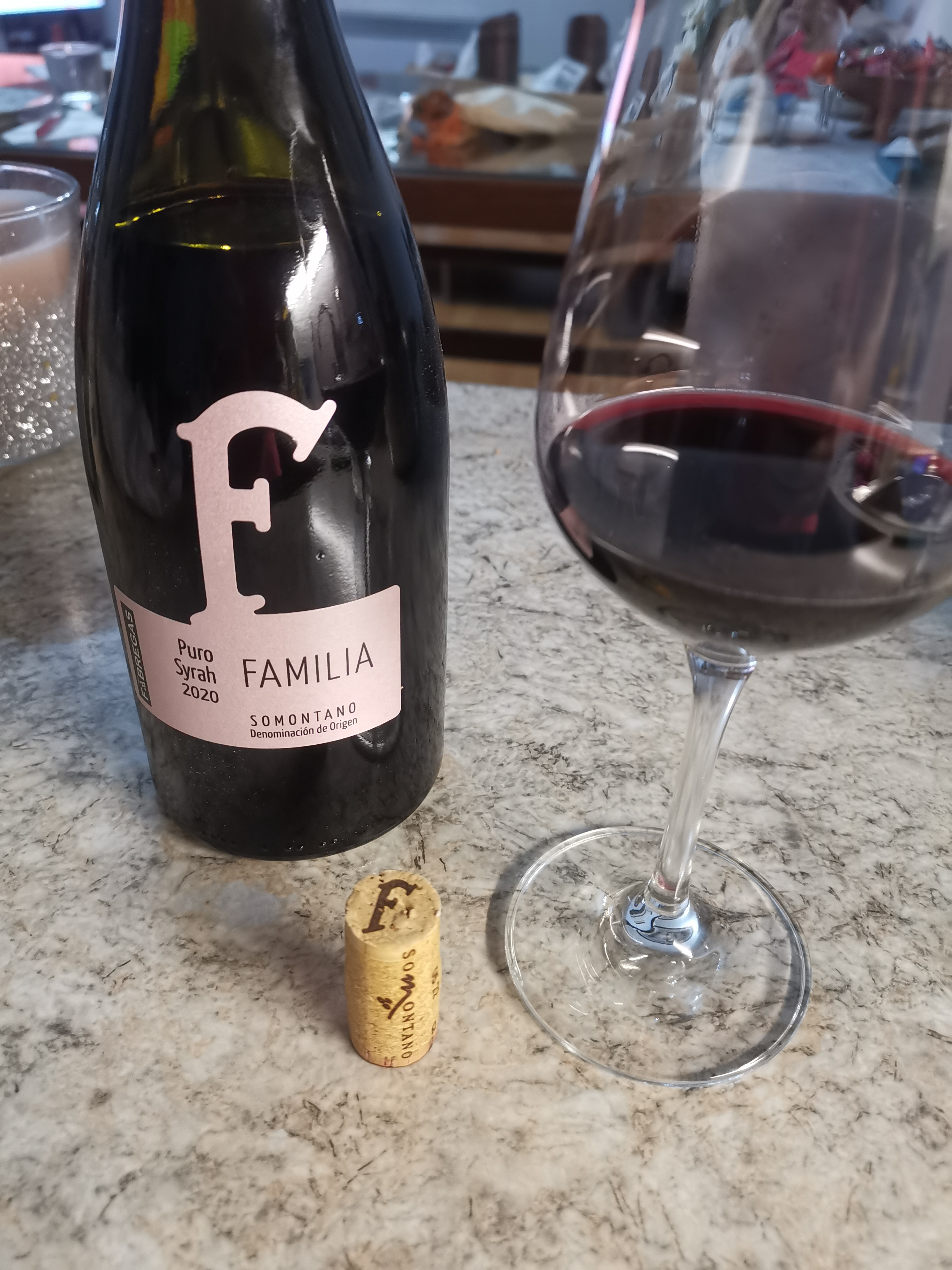 Winery Fabregas - Familia Puro Syrah