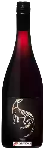 Winery Small Island - Black Pinot Noir